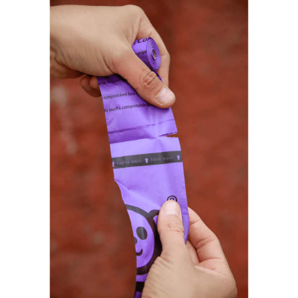 <strong>Wee</strong> Rollo de Bolsa Compostable para Desechos de Perros - Imagen 2