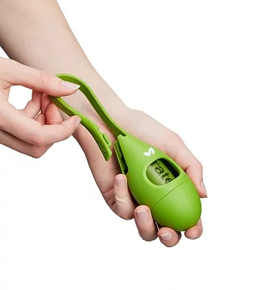 <strong>Earth Rated</strong> Dispensador de Bolsas para Perros con Gancho, Sin Olor, Incluye 15 Bolsas - Imagen 2