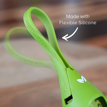 <strong>Earth Rated</strong> Dispensador de Bolsas para Perros con Gancho, Sin Olor, Incluye 15 Bolsas - Imagen 4